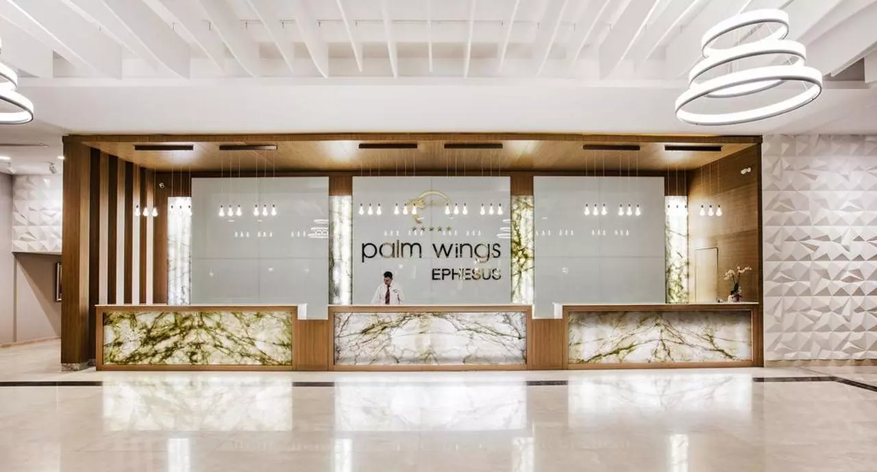 PALMWING_SHABAVIZ (37).jpg